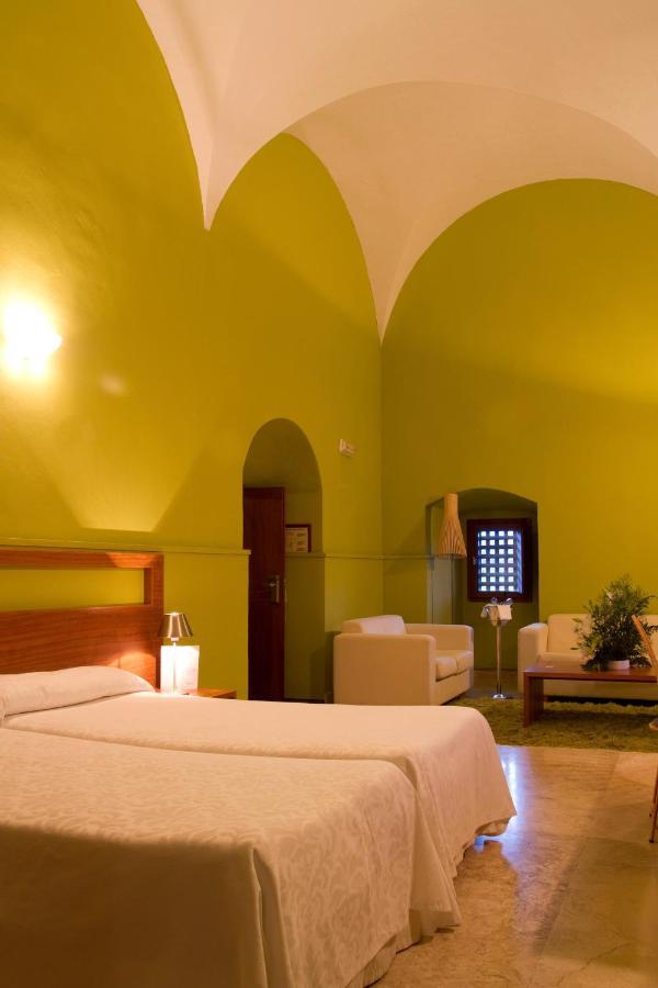 Hotel 4 Estrellas Conventual De Alcantara ภายนอก รูปภาพ