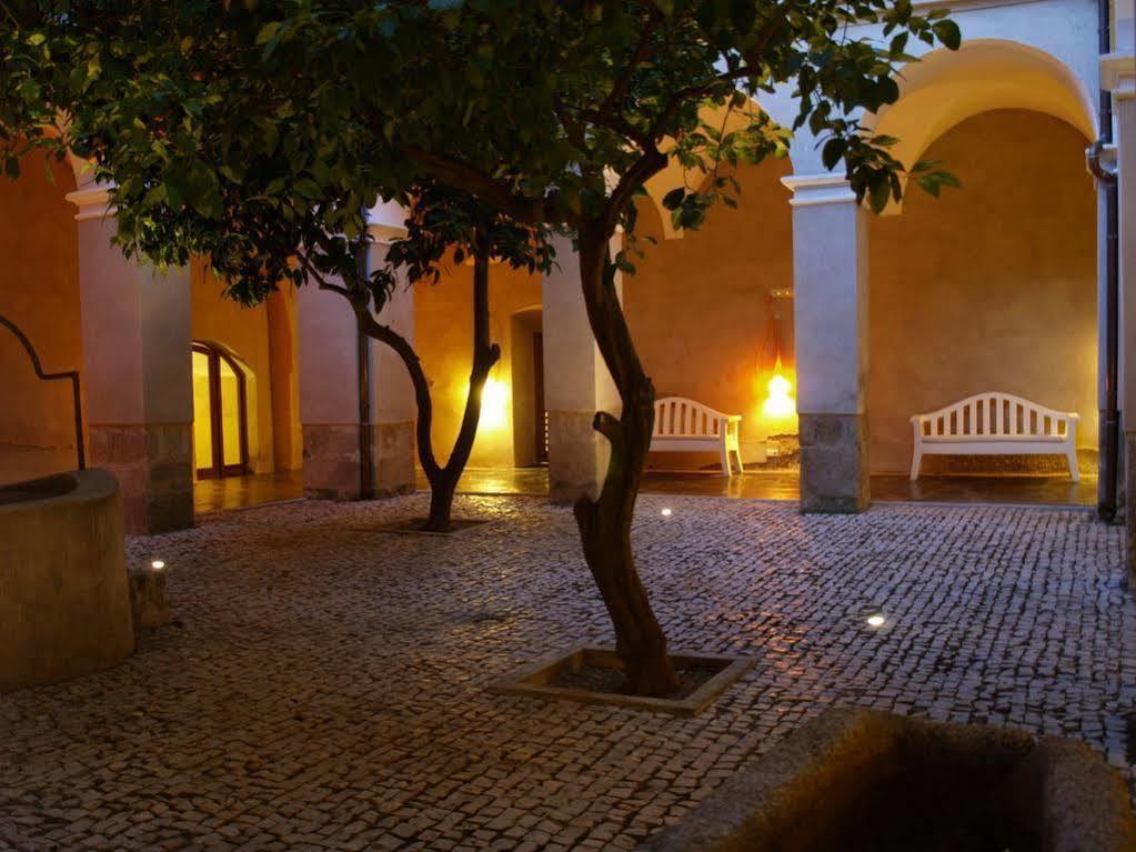 Hotel 4 Estrellas Conventual De Alcantara ภายนอก รูปภาพ